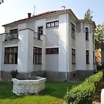 Meri Guest house